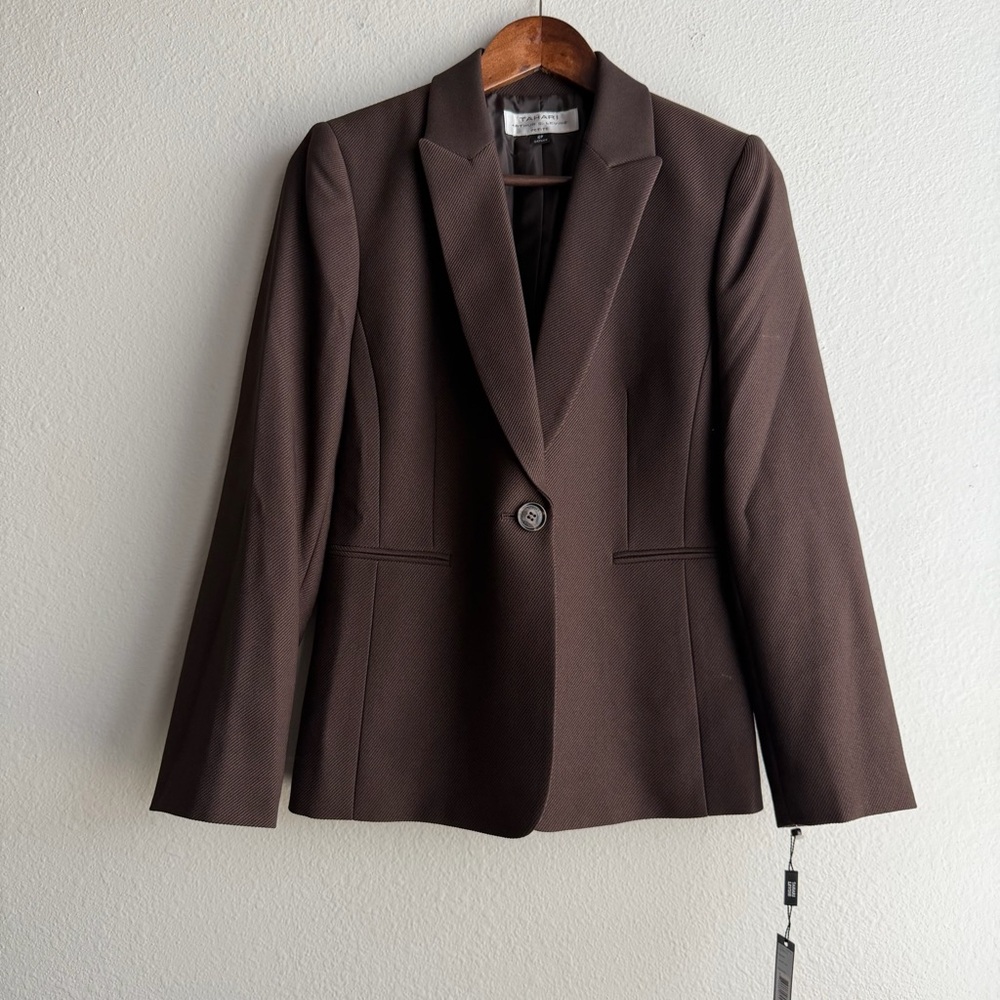 Tahari Arthur S Levine 6 Petite Chocolate Brown Tailored Lined Blazer Jacket NWT